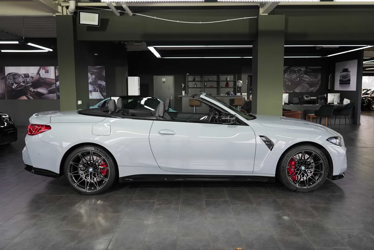 BMW M4 Competition Cabrio xDrive - Image 26