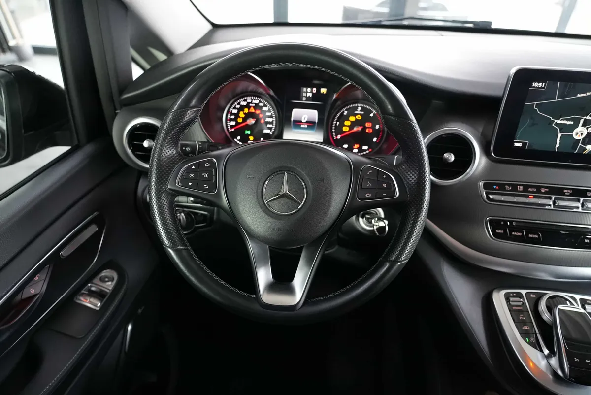 Mercedes-Benz V 220d Avantgarde Edition 4MATIC lang - Image 21