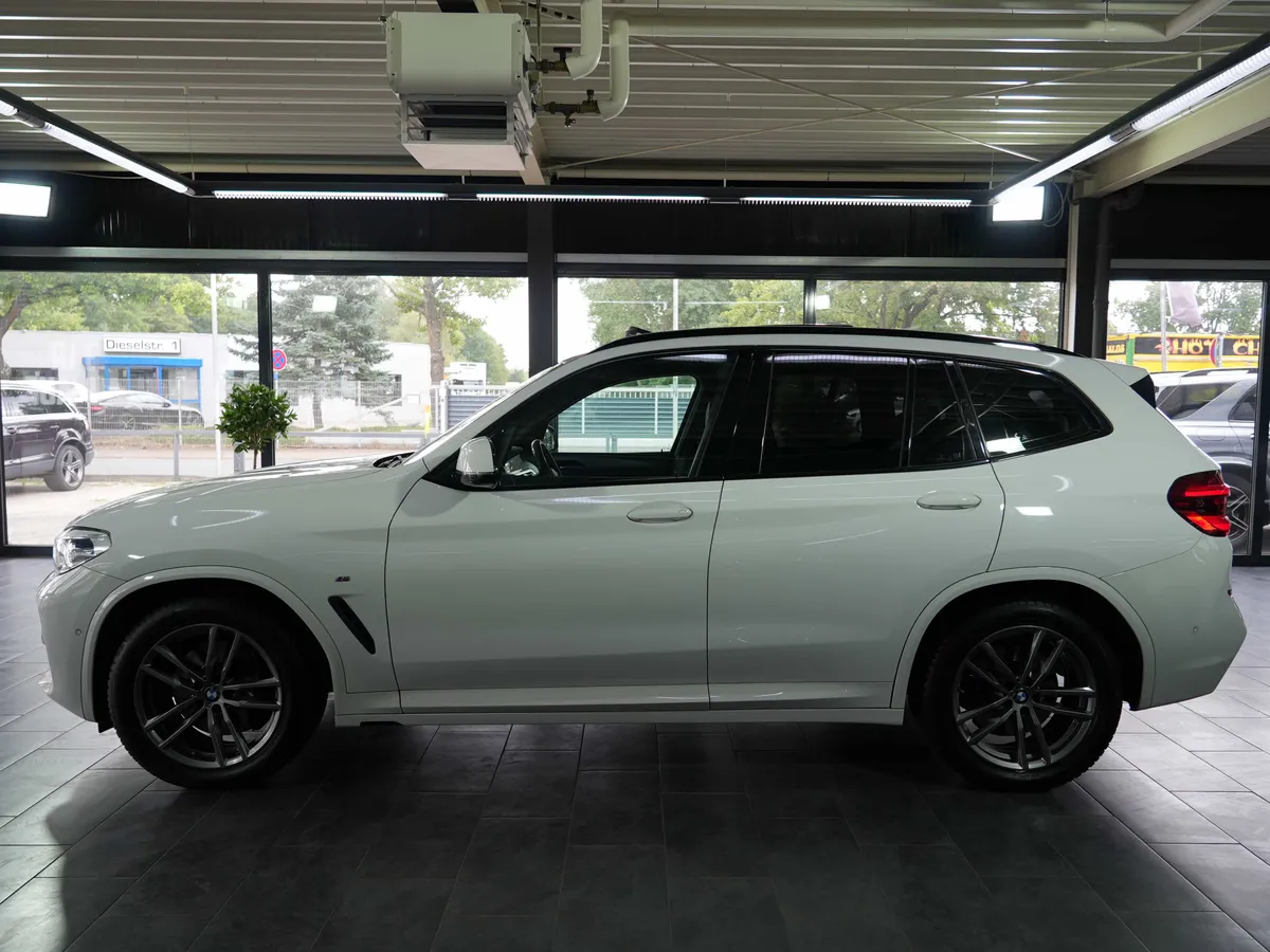 BMW X3 xDrive 30 d M Sportpaket - Image 2