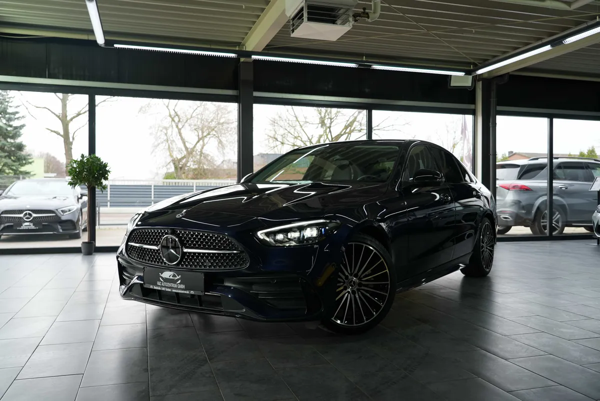 Mercedes-Benz C 300 AMG Line - Image 25