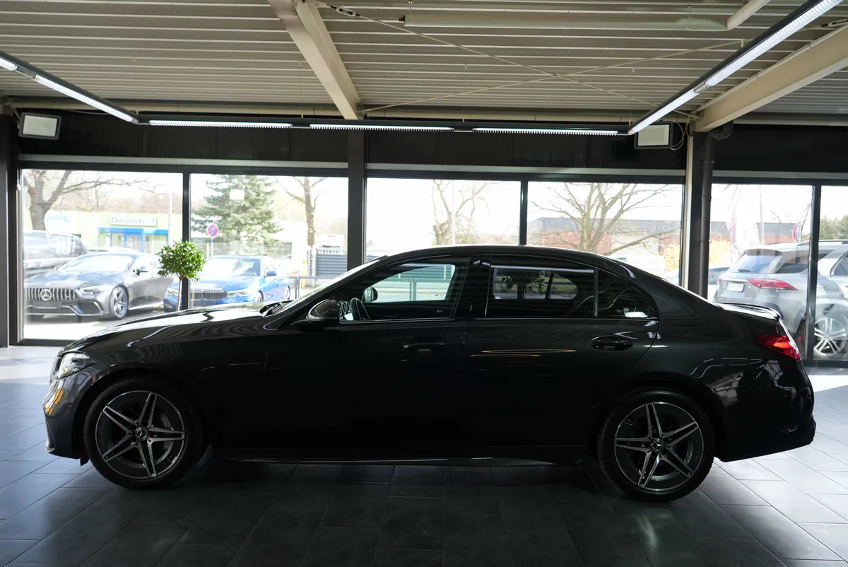 Mercedes-Benz C 220 d AMG Line - Image 2