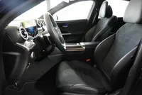 Mercedes-Benz C 220 d AMG Line - Image 11