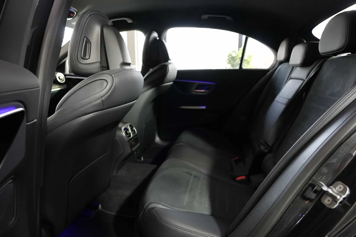 Mercedes-Benz C 220 d AMG Line - Image 12