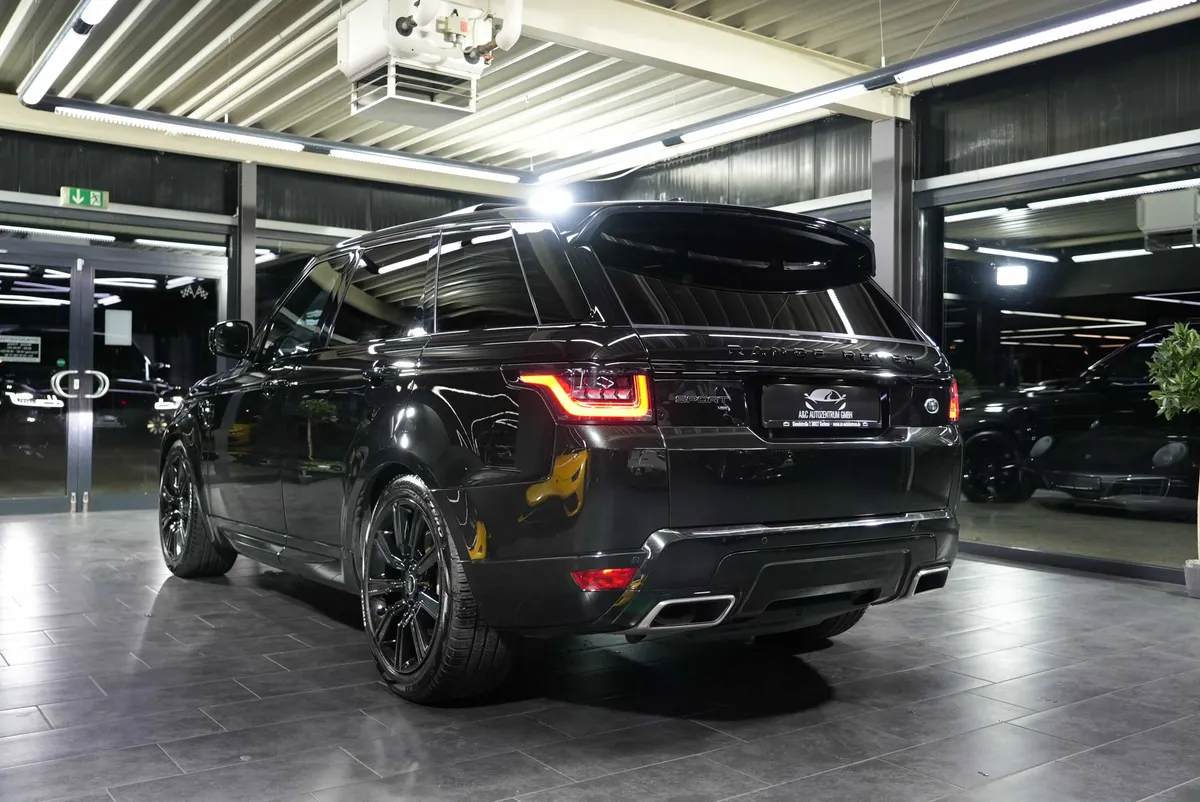 Land Rover Range Rover Sport HSE Dynamic D300 - Image 3